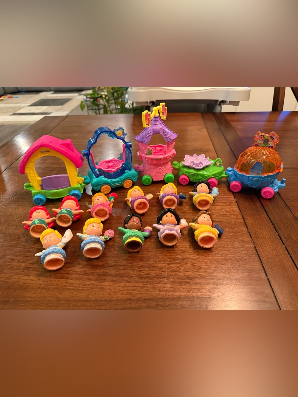 Little People Disney Princess Parade Float Set 4 Floats & 11 Princesses